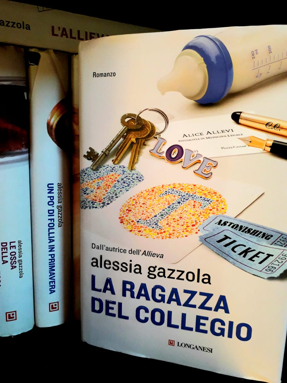 Alessia Gazzola – La ragazza del collegio – pensierinotturniblog